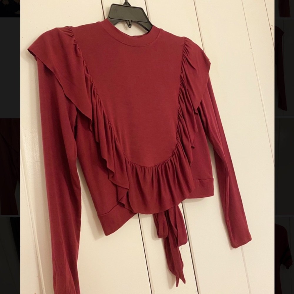Red Crop w Cutout Back